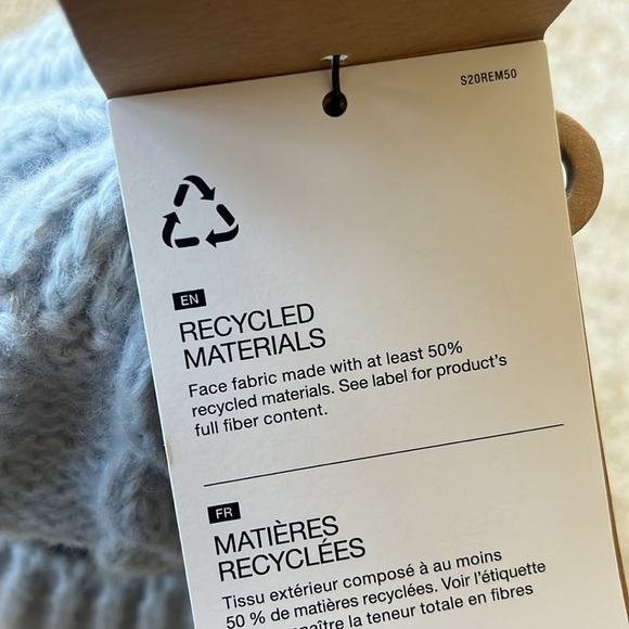 Brand New The North Face Oh Mega Beanie Chunky Cable Knit Dusty Periwinkle Hat - Picture 13 of 14